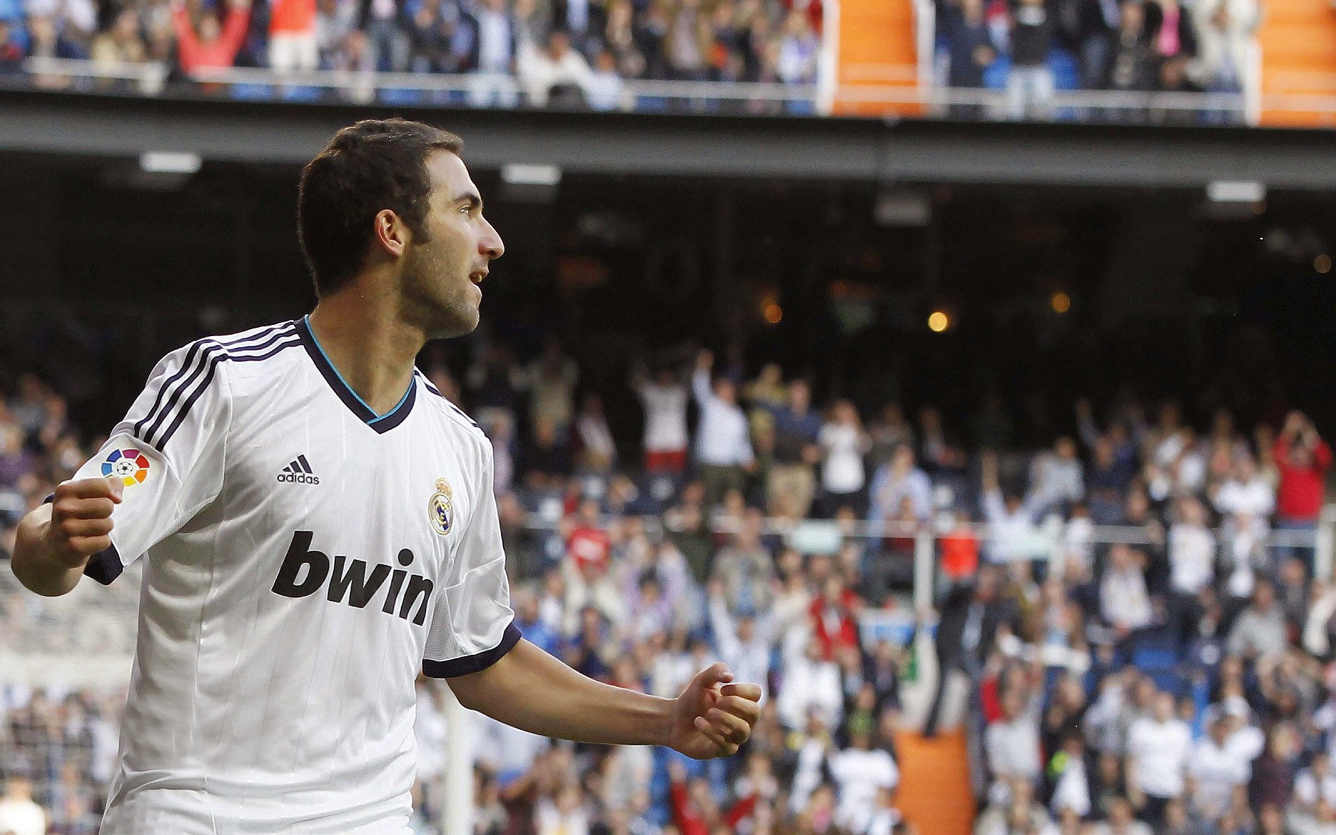 五大联赛是否出现更多以边后卫为突破核心的体系,五大联赛边锋